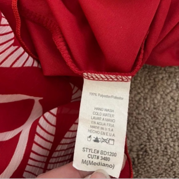 red flowy dress - Picture 3 of 4